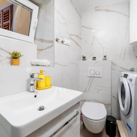 Via Traversa Apartamento